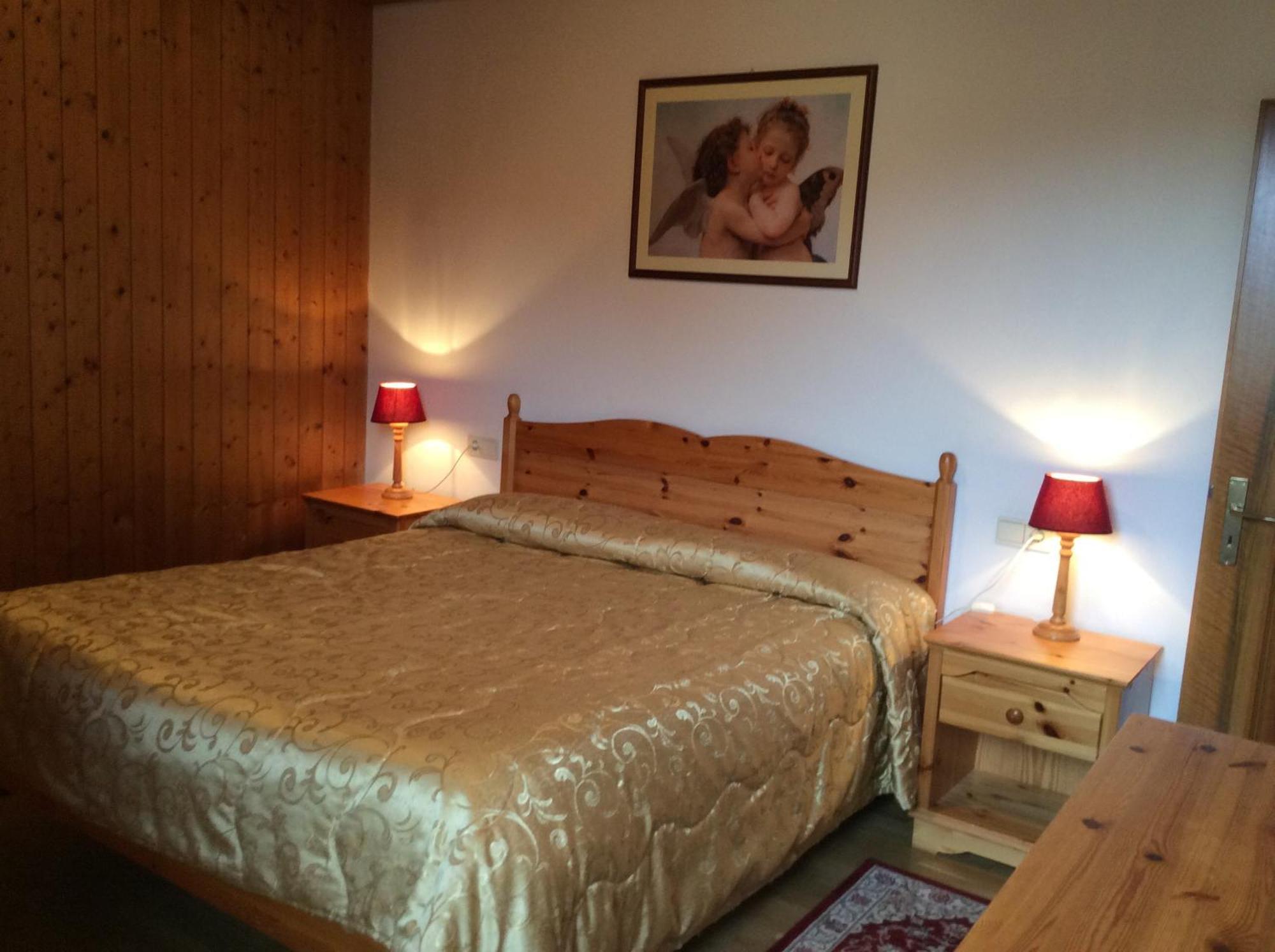 Residenze Sonnenschein Aparthotel Вилабаса Екстериор снимка