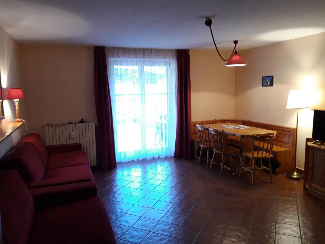 Residenze Sonnenschein Aparthotel Вилабаса Екстериор снимка